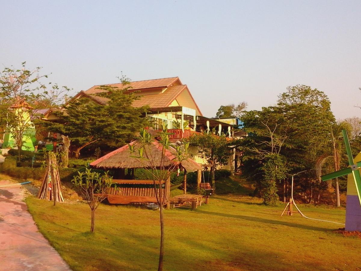 Kum Nangpaya แก่งกระจาน