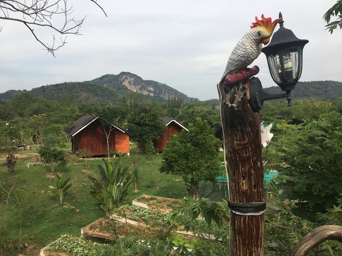 รีสอร์ท Kum Nangpaya แก่งกระจาน