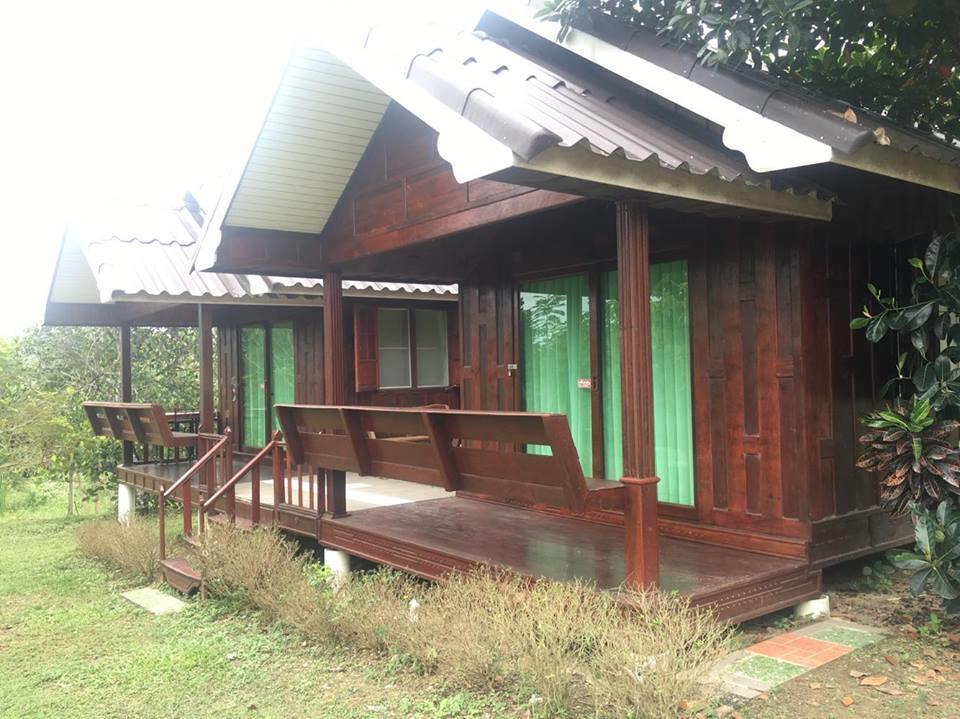 รีสอร์ท Kum Nangpaya